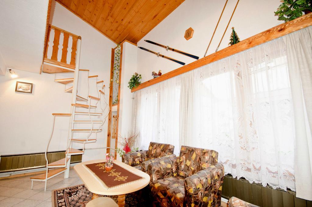 צ'פלארה Palyongov Guest House חדר תמונה